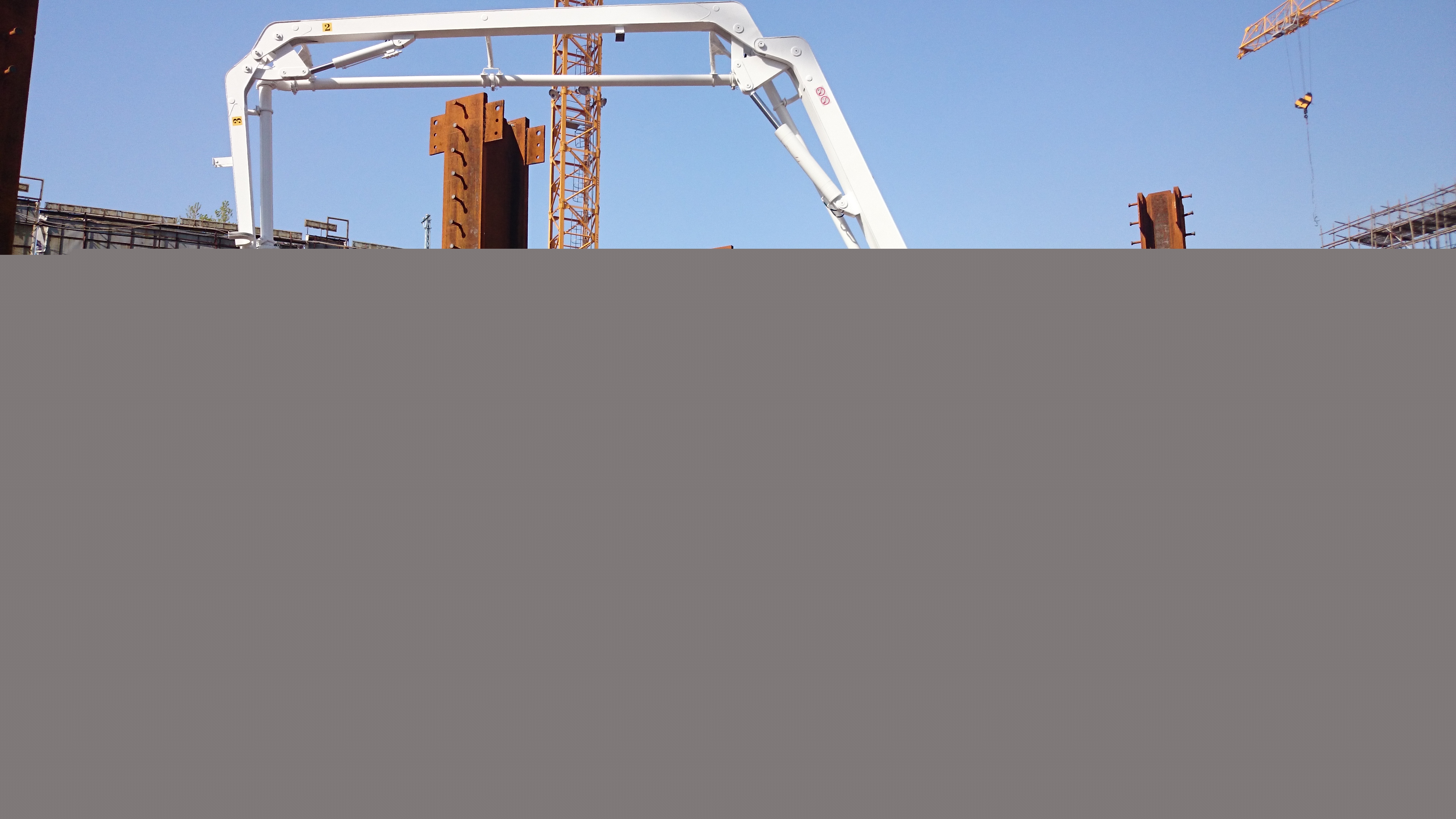 移動式液壓布料機(jī) 移動式液壓布料機(jī)